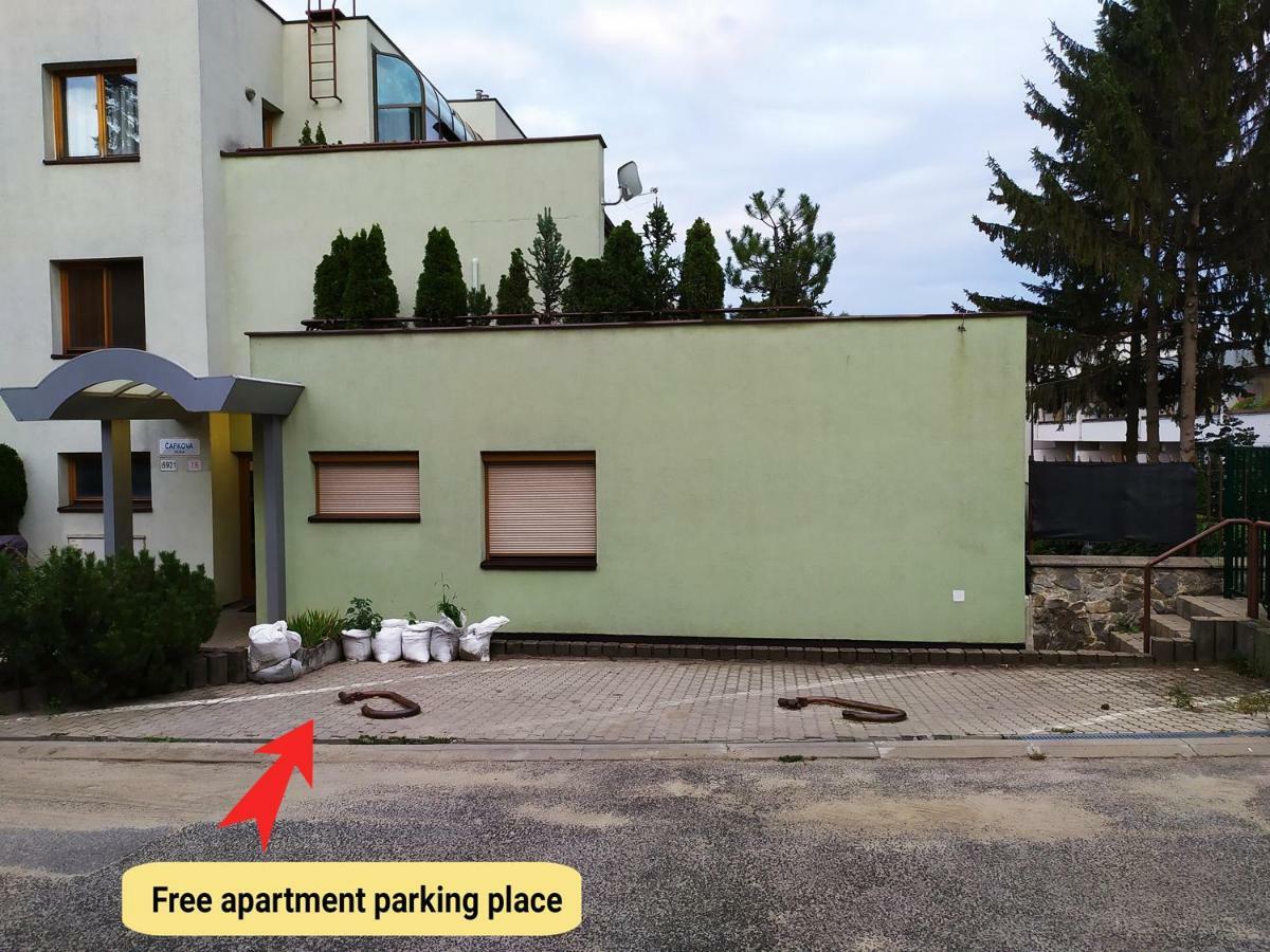 Kate & Jenny - Two-Level Apartment In The Old Town Братислава Екстериор снимка
