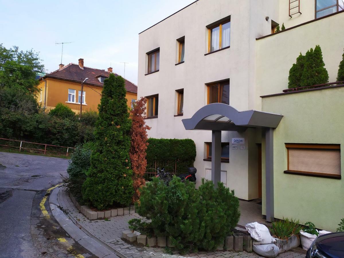 Kate & Jenny - Two-Level Apartment In The Old Town Братислава Екстериор снимка